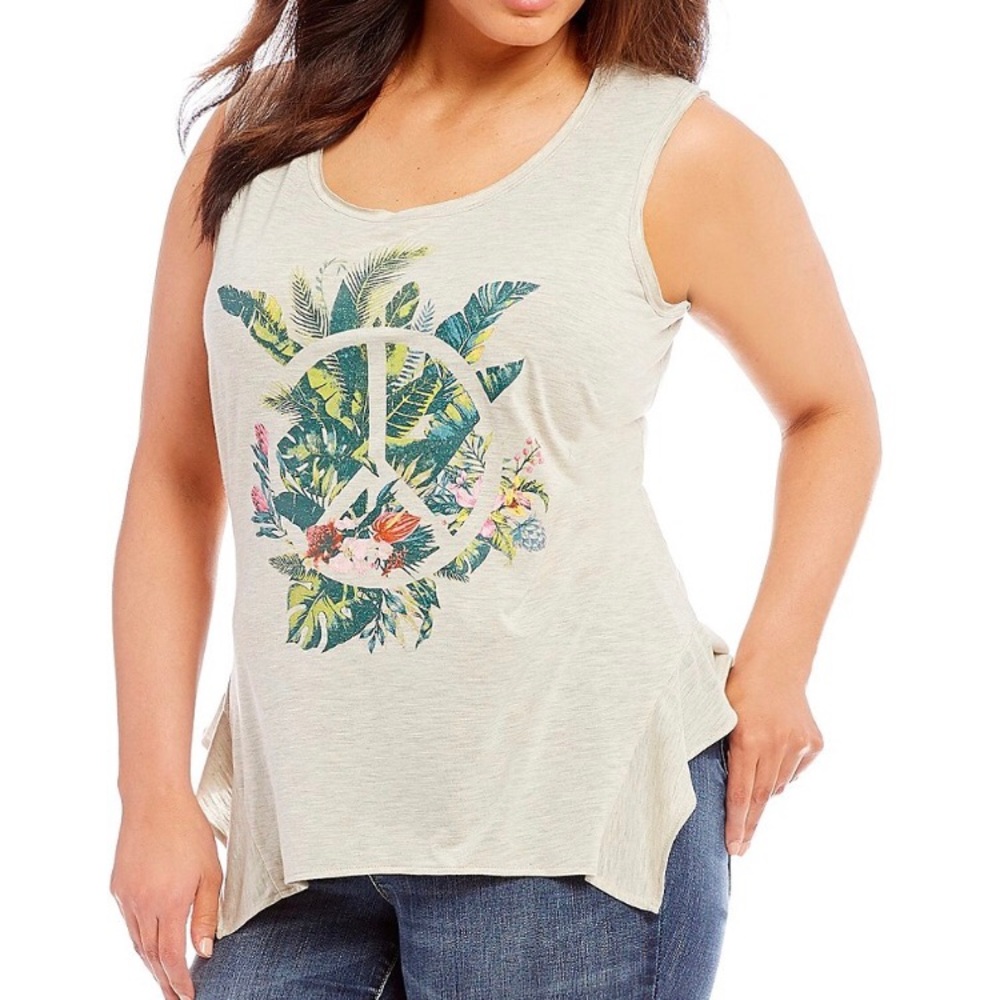 Cute Jessica Simpson Tank Top